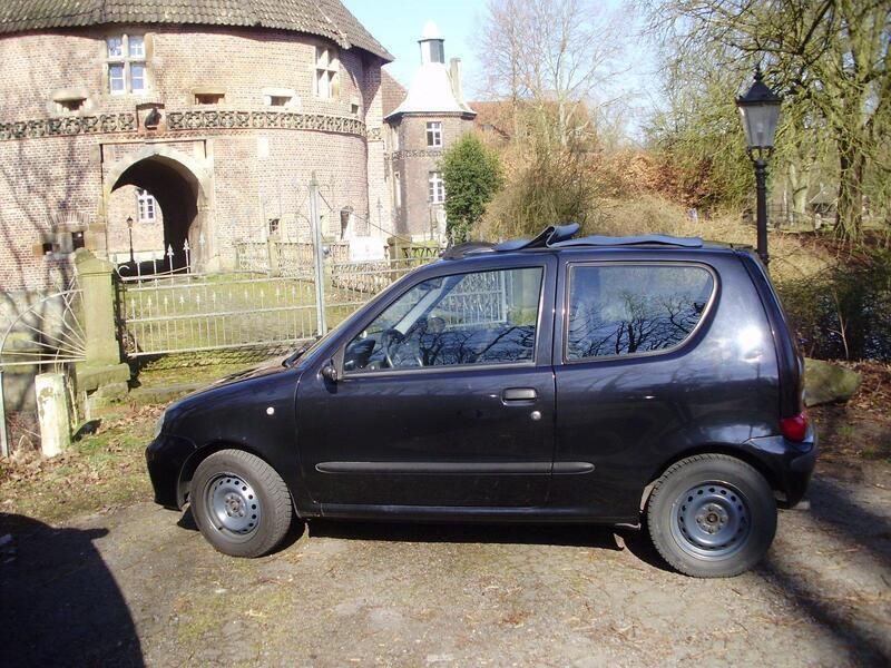 Schwarz Gebraucht 2003 Fiat Seicento Kleinwagen | 950 € (Fairer Preis) - Bild 1/4