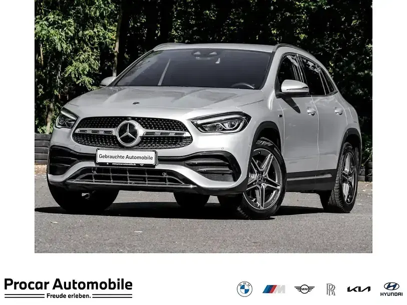 Gebraucht Mercedes GLA250 AMG line 218 PS (160 kW) 2020 SUV