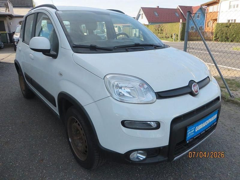 Gebraucht Fiat Panda 4x4 Rock 86 PS (63 kW) 2016 Weiß Kleinwagen