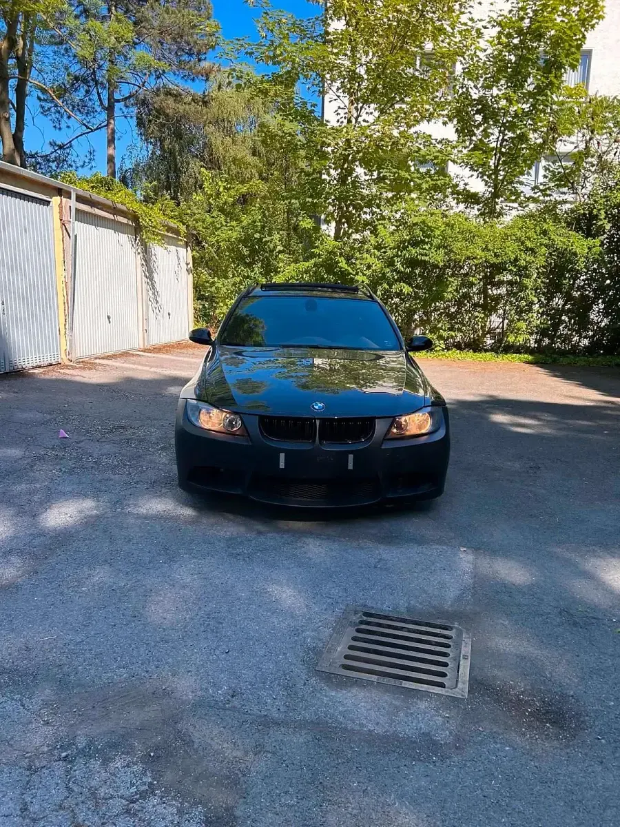 Gebraucht BMW 320 M Sport 163 PS (119 kW) 2008 Kombi