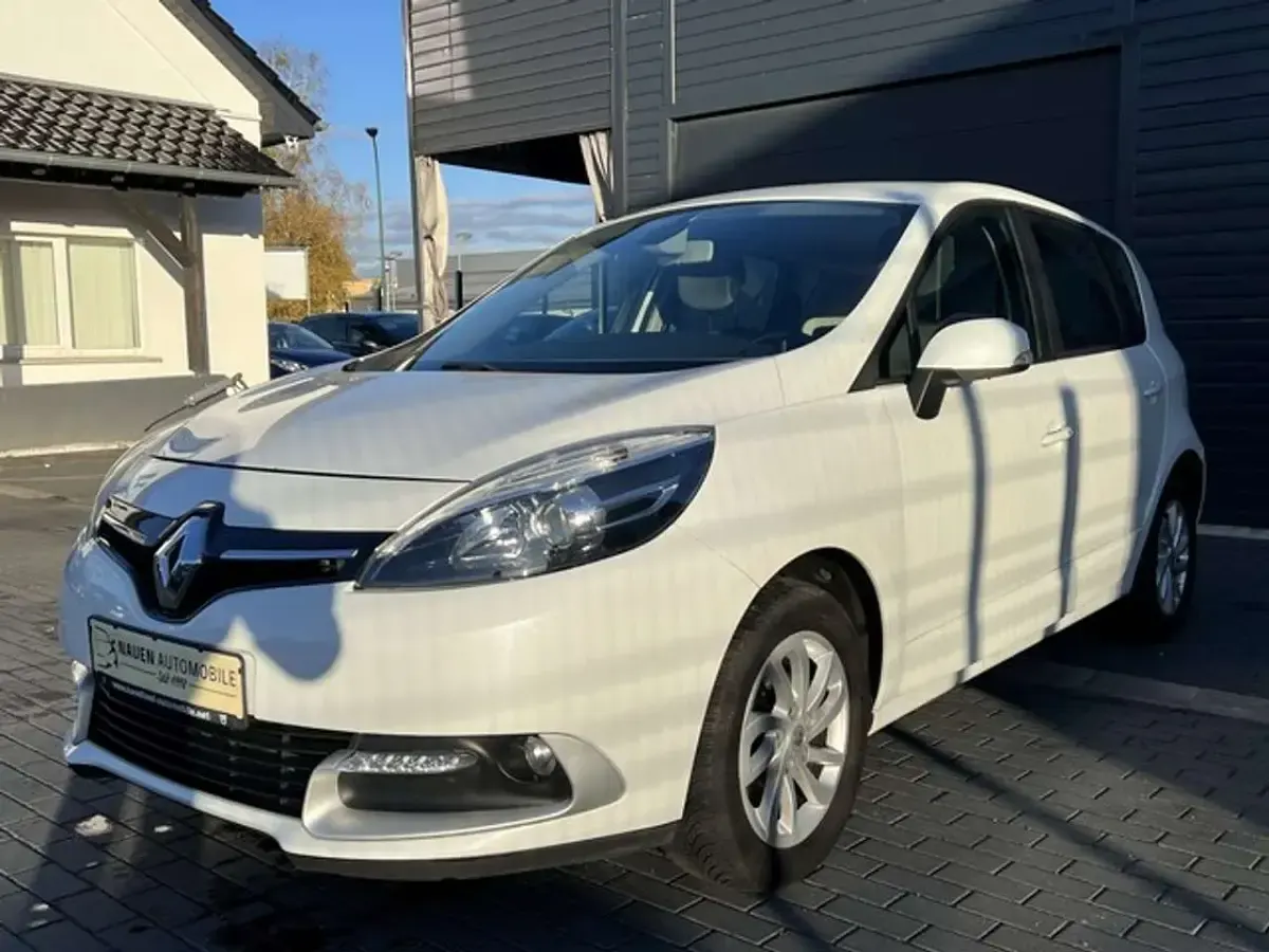 Używany Renault Scénic III Initiale Paris 110 KM (80 kW) 2014 Biały Minivan