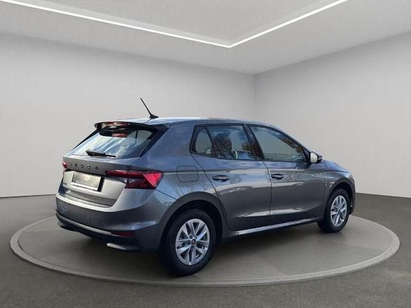 Gebraucht Skoda Fabia Selection 116 PS (85 kW) 2025 Grau Limousine