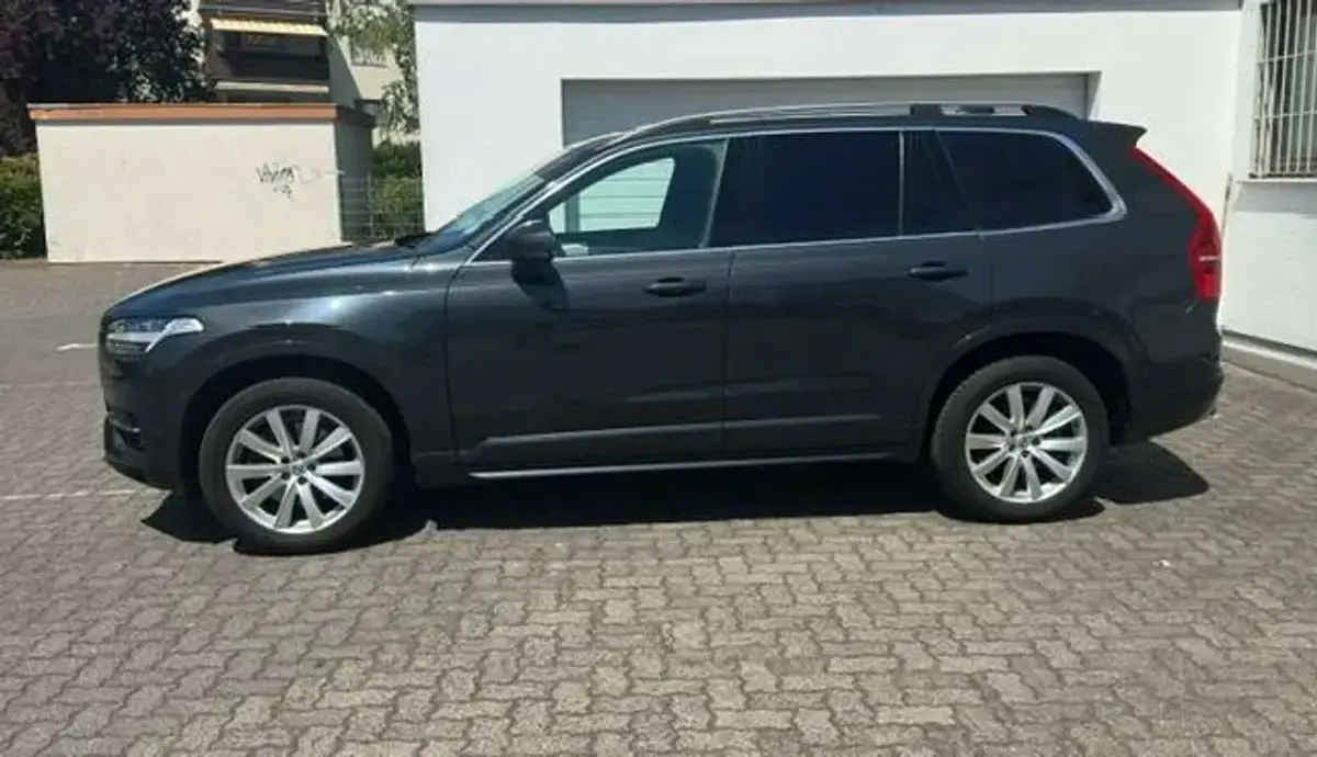 Gebraucht Volvo XC90 Momentum 235 PS (172 kW) 2017 Grau SUV