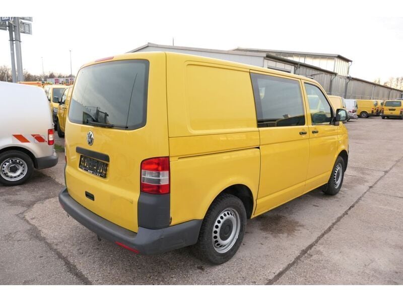 Gebraucht VW T5 84 PS (61 kW) 2012 Ginstergelb r1032 Van