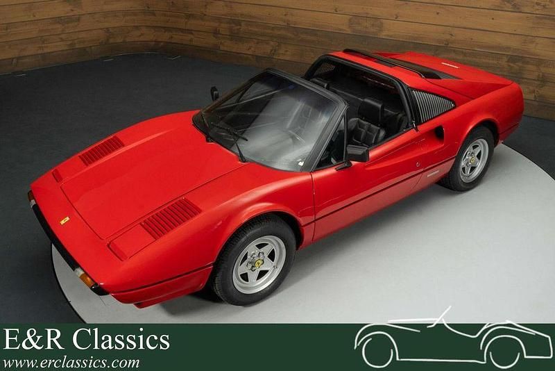 Rot Gebraucht 1982 Ferrari 308 Cabrio | 99.950 € - Bild 1/4