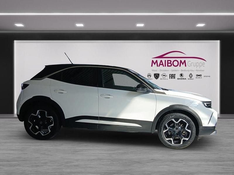 Gebraucht Opel Mokka-e Ultimate 100 kW (136 PS) 2022 Jade weiss/arktis weiss SUV