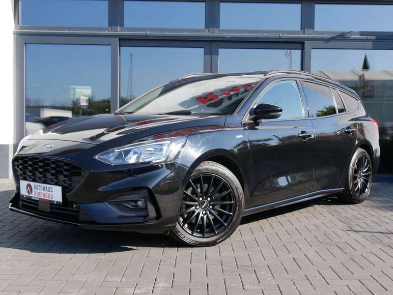 Schwarz Gebraucht 2021 Ford Focus ST-Line Kombi | 18.450 € (Fairer Preis) - Bild 1/4