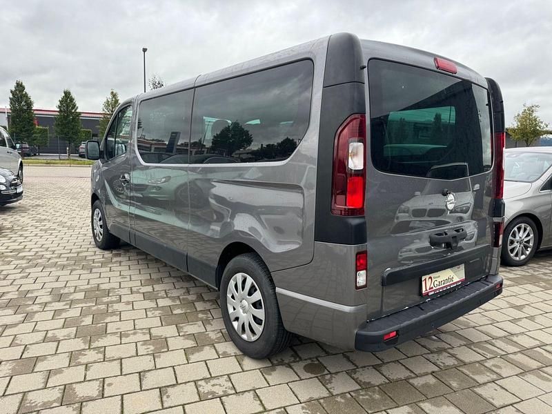 Gebraucht Opel Vivaro 120 PS (88 kW) 2019 Grau Van / Kleinbus