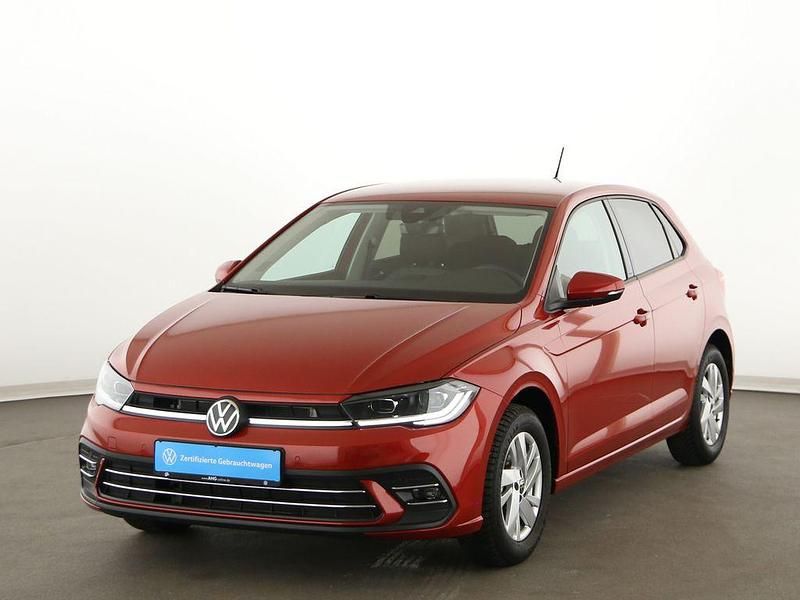 Gebraucht VW Polo Style 95 PS (69 kW) 2024 Rot Limousine