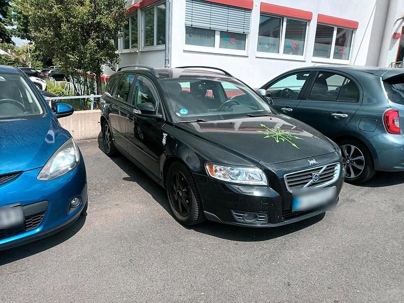 Usado Volvo V50 114 CV (83 kW) 2010 Negro Familiar