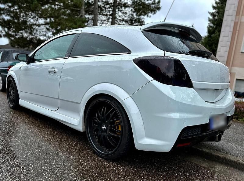Gebraucht Opel Astra OPC 290 PS (213 kW) 2008 Weiß Coupé