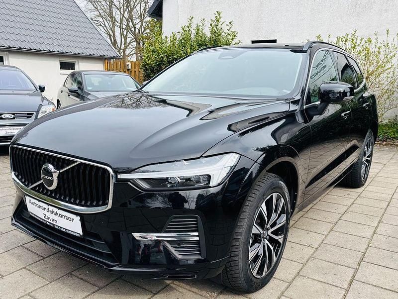 Gebraucht Volvo XC60 Core 197 PS (144 kW) 2023 Schwarz SUV