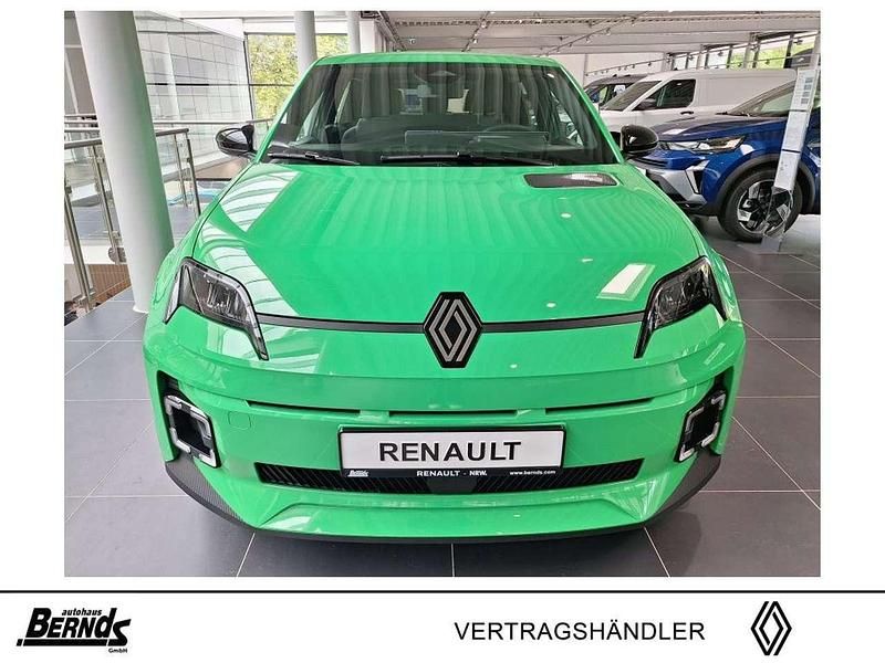 Nuova Renault 5 E-Tech Evolution 89 kW (122 CV) 2025 Verde Utilitaria