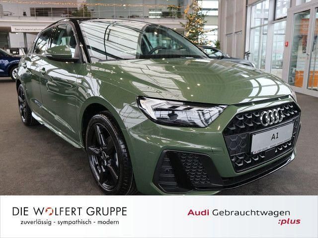 Grün Gebraucht 2024 Audi A1 Sportback S-Line Kleinwagen | 24.679 € (Fairer Preis) - Bild 1/4