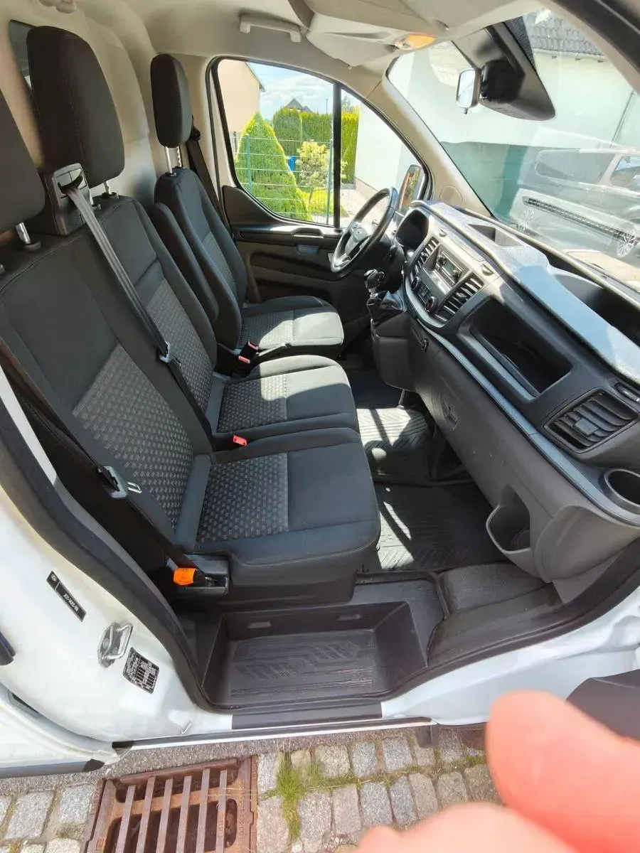 Gebraucht Ford Transit Custom 170 PS (125 kW) 2019 Weiß Van / Kleinbus