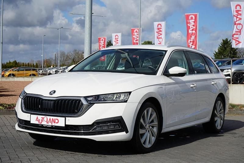 Second-hand Skoda Octavia First Edition 204 CP (150 kW) 2020 Alb Break