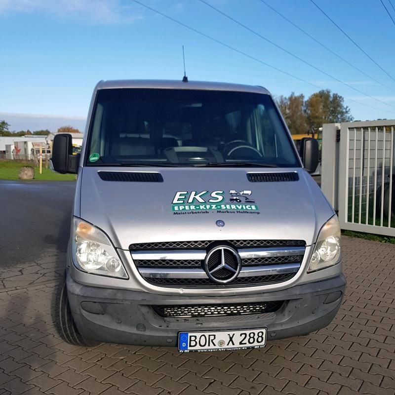 Gebraucht Mercedes Sprinter 150 PS (110 kW) 2010 Silber Van