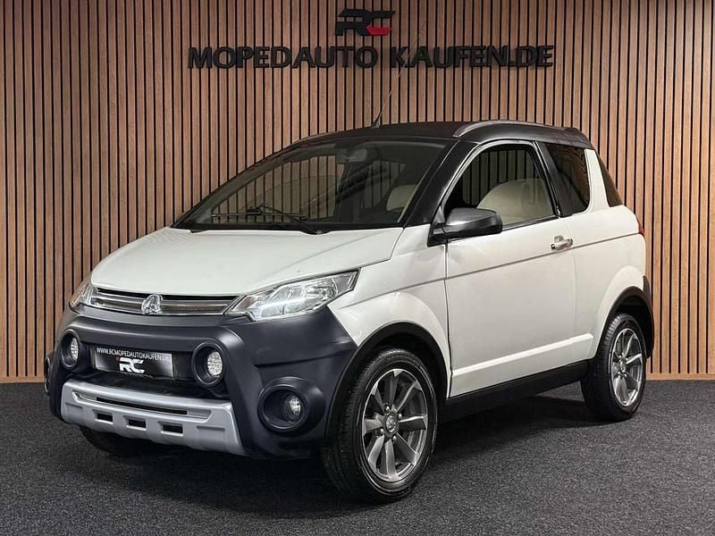 Weiß Gebraucht 2015 Aixam Crossline Kleinwagen | 9.450 € - Bild 1/4