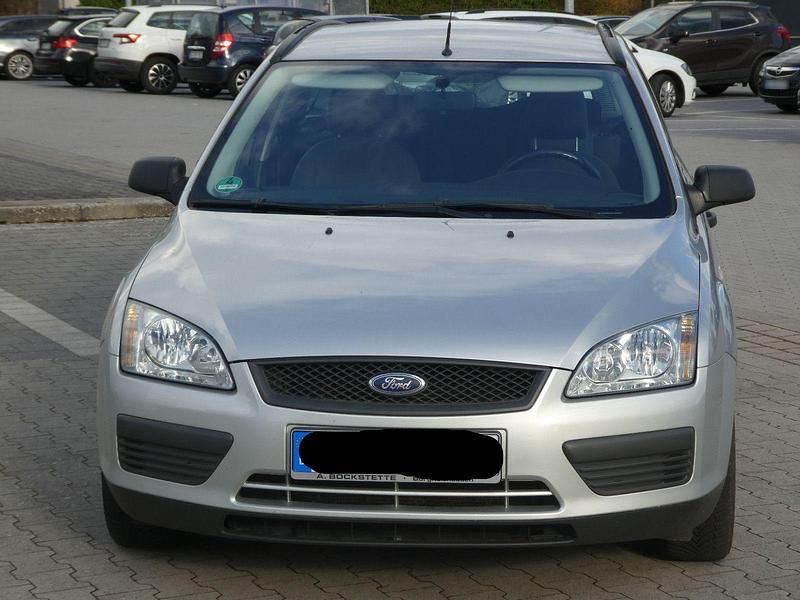 Gebraucht Ford Focus 101 PS (74 kW) 2006 Silber Kombi