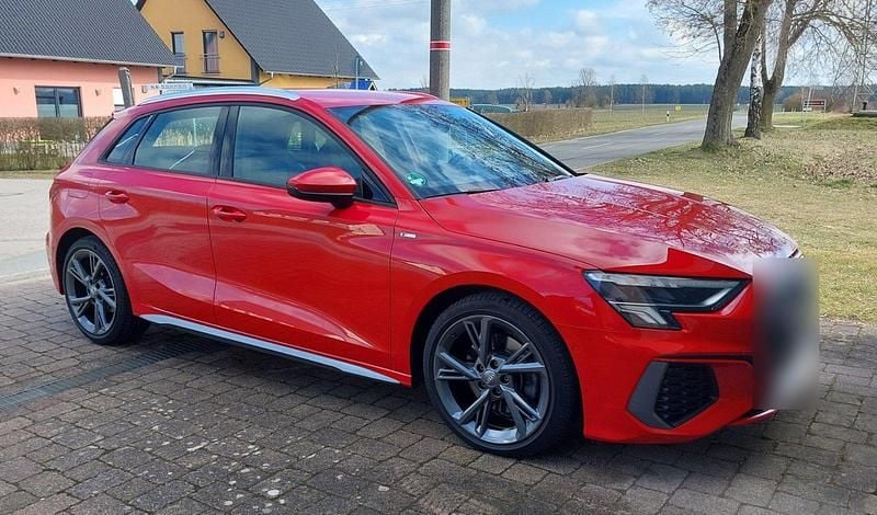 Gebraucht Audi A3 S-Line 116 PS (85 kW) 2020 Rot Limousine