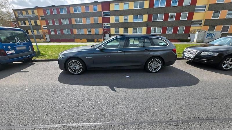 Gebraucht BMW 525 218 PS (160 kW) 2015 Grau Kombi