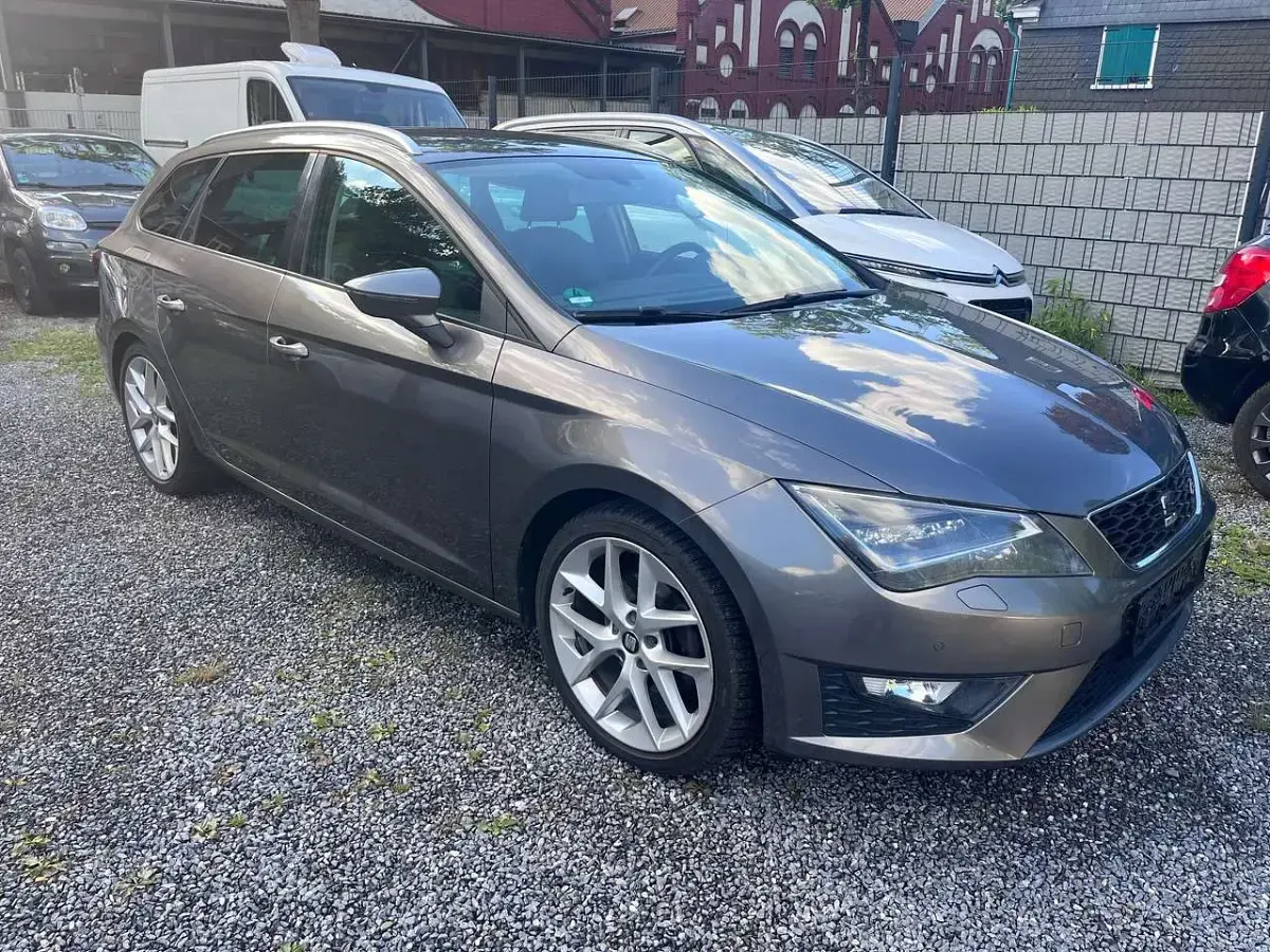 Gebraucht Seat Leon FR 125 PS (91 kW) 2015 "technic" grau Kombi