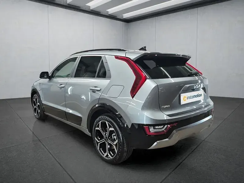 Używany Kia Niro 184 KM (135 kW) 2024 Szary SUV