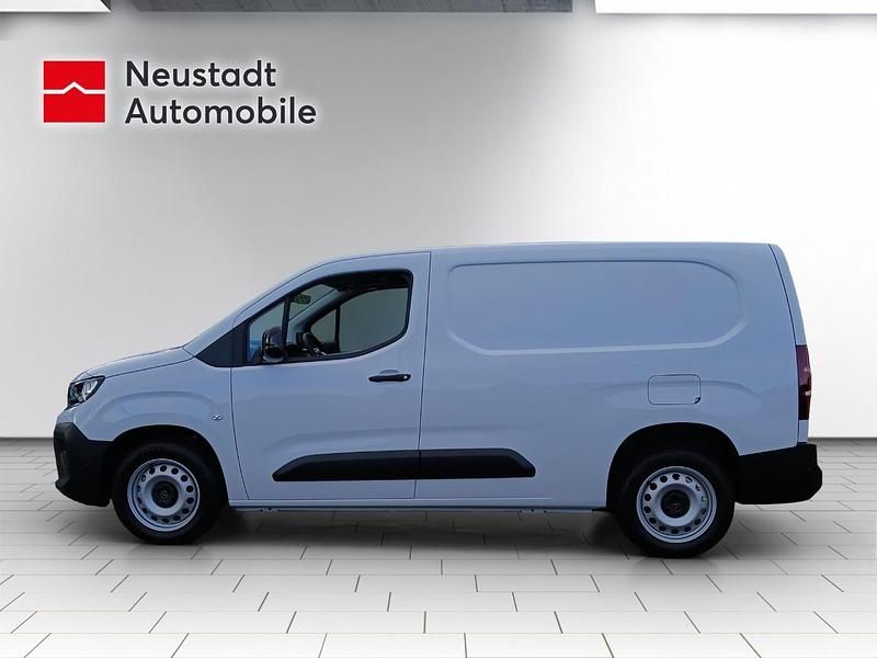Gebraucht Opel Combo 131 PS (96 kW) 2025 Weiß Van / Kleinbus