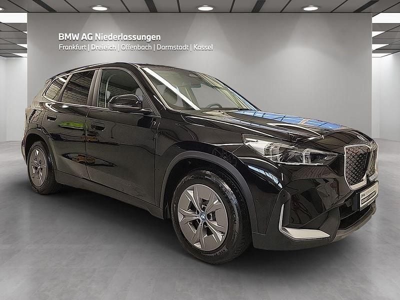 Gebraucht BMW iX1 Performance 225 kW (306 PS) 2023 Schwarz SUV