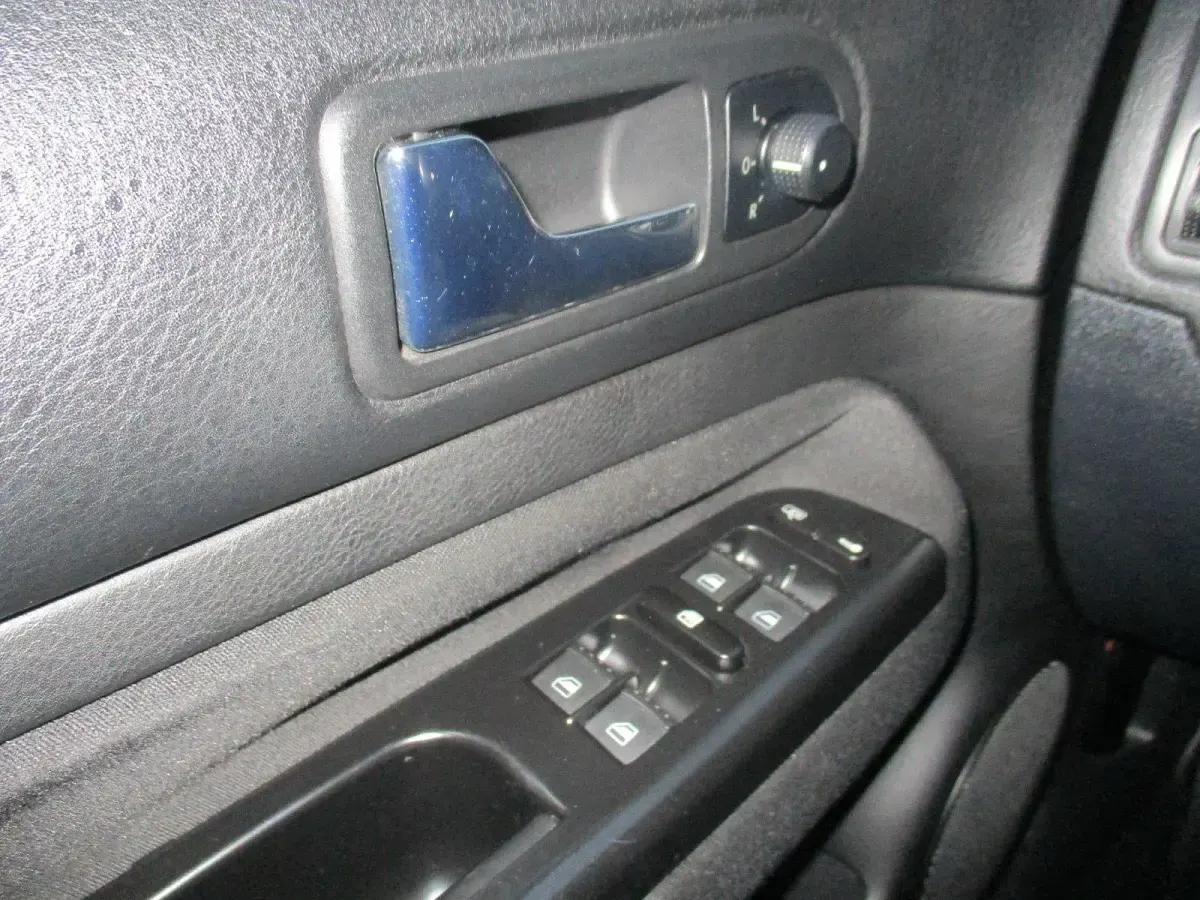 Gebraucht VW Golf IV 75 PS (55 kW) 2002 Schwarz Limousine
