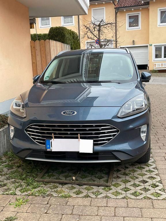 Gebraucht Ford Kuga Titanium X 150 PS (110 kW) 2020 Blau SUV