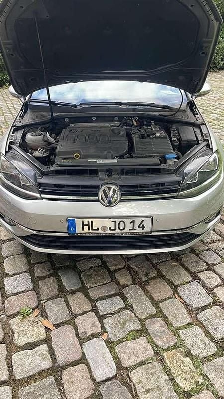 Grau Gebraucht 2019 VW Golf VII Join Kleinwagen | 16.200 € (Fairer Preis) - Bild 1/4