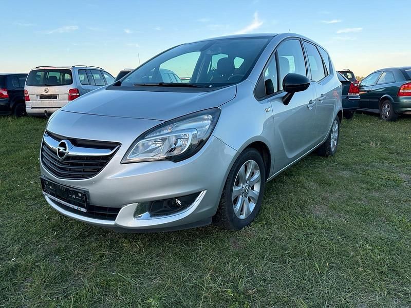 Gebraucht Opel Meriva 140 PS (102 kW) 2014 Silber Van / Kleinbus