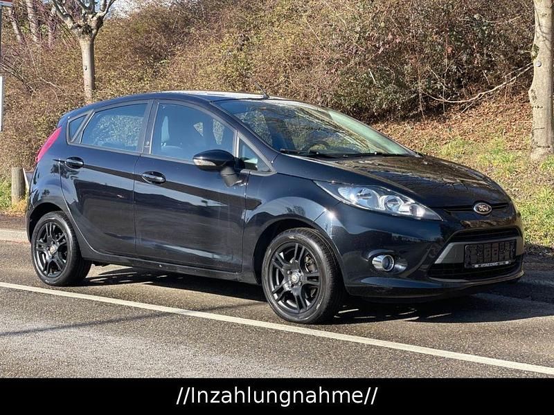 Gebraucht Ford Fiesta Champions Edition 82 PS (60 kW) 2012 Schwarz Kleinwagen
