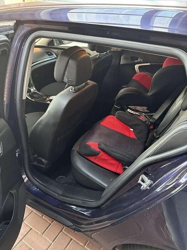 Gebraucht Opel Insignia 194 PS (142 kW) 2012 Kombi