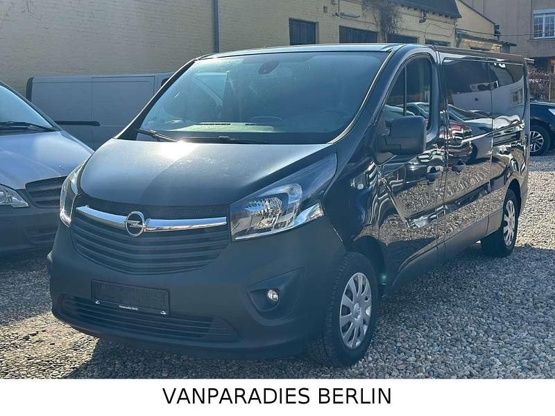 Gebraucht Opel Vivaro 121 PS (88 kW) 2019 Schwarz Van / Kleinbus