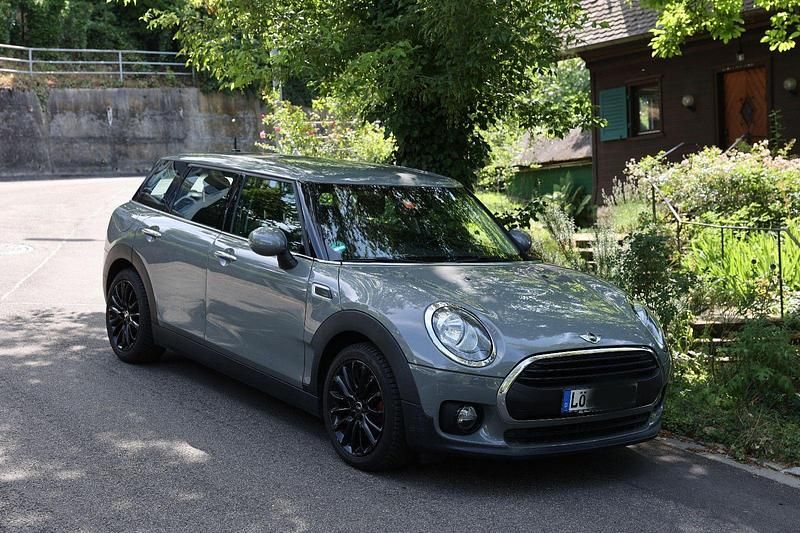 Grau Gebraucht 2017 Mini Clubman Kombi | 11.500 € (Guter Preis) - Bild 1/4