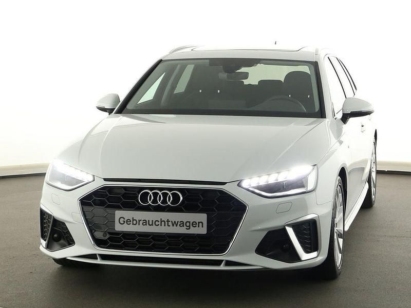 Gebraucht Audi A4 S-Line 204 PS (150 kW) 2022 Gletscherweiß metallic Kombi