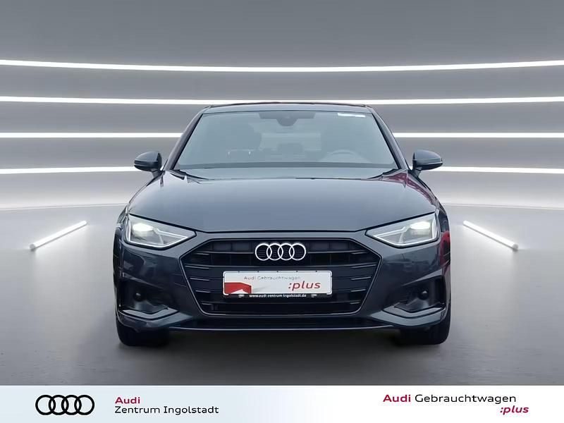 Second-hand Audi A4 Advanced 204 CP (150 kW) 2022 Gri Berlinǎ