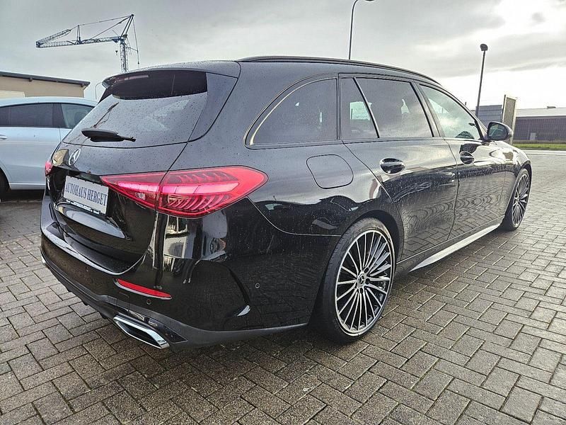Gebraucht Mercedes C300 AMG line 258 PS (189 kW) 2022 Obsidianschwarz Kombi