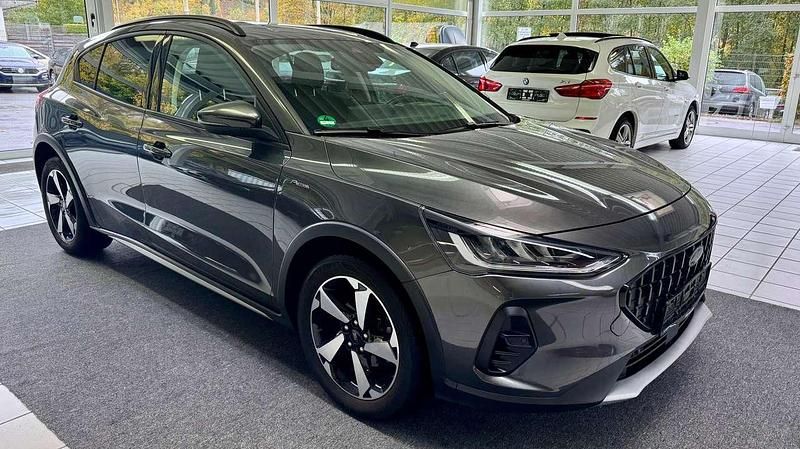 Używany Ford Focus Active X 125 KM (91 kW) 2023 Magnetic Hatchback