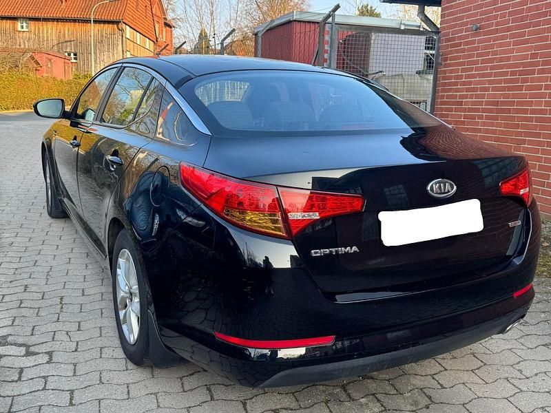Gebraucht Kia Optima 136 PS (100 kW) 2013 Schwarz Limousine