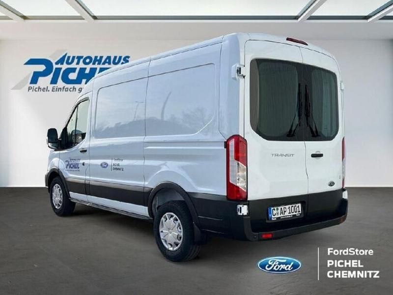 Gebraucht Ford Transit Trend 131 PS (96 kW) 2023 Weiß Van