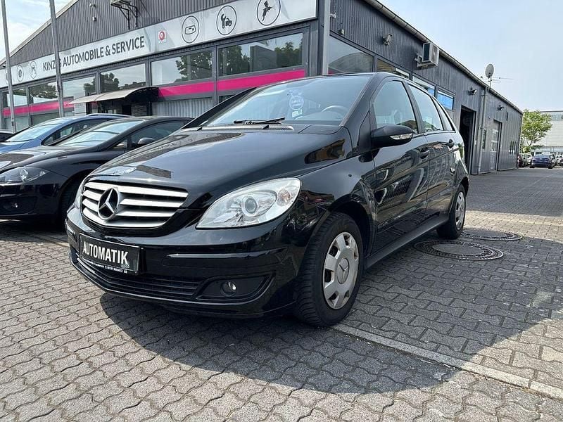 Schwarz Gebraucht 2006 Mercedes B150 Van / Kleinbus | 5.499 € (Fairer Preis) - Bild 1/4