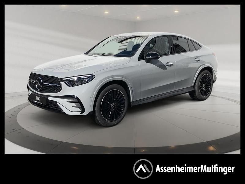 Grau manufaktur lack manufaktu Gebraucht 2024 Mercedes GLC450 Night Coupé | 77.689 € (Etwas zu teuer) - Bild 1/4