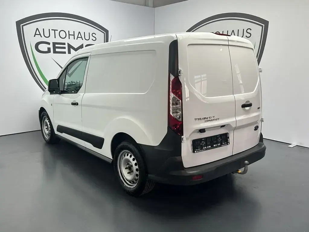 Usado Ford Transit Connect 101 HP (74 kW) 2017 Branco Monovolume