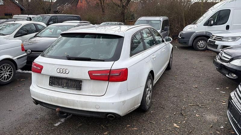 Gebraucht Audi A6 Comfort 204 PS (150 kW) 2012 Weiß Kombi