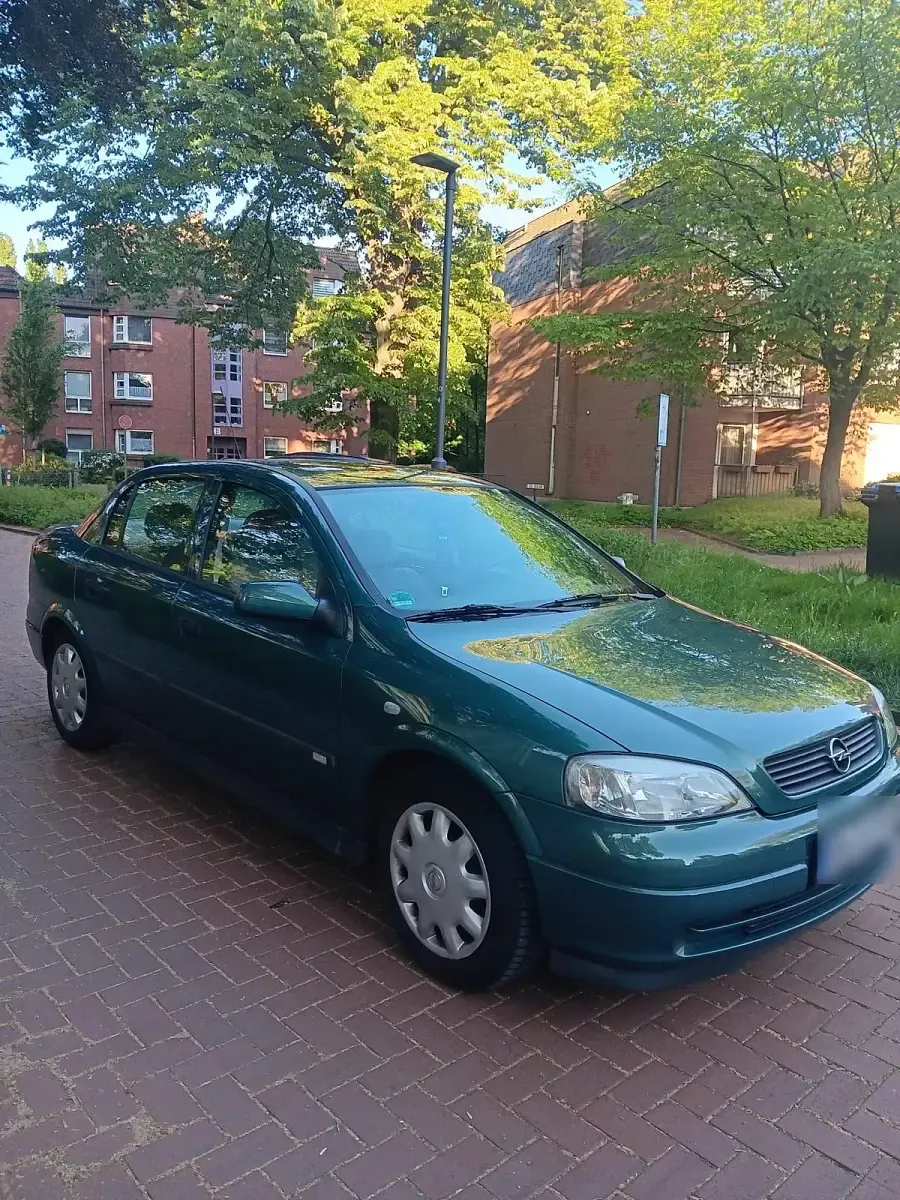 Usata Opel Astra 101 CV (74 kW) 2004 Verde Berlina