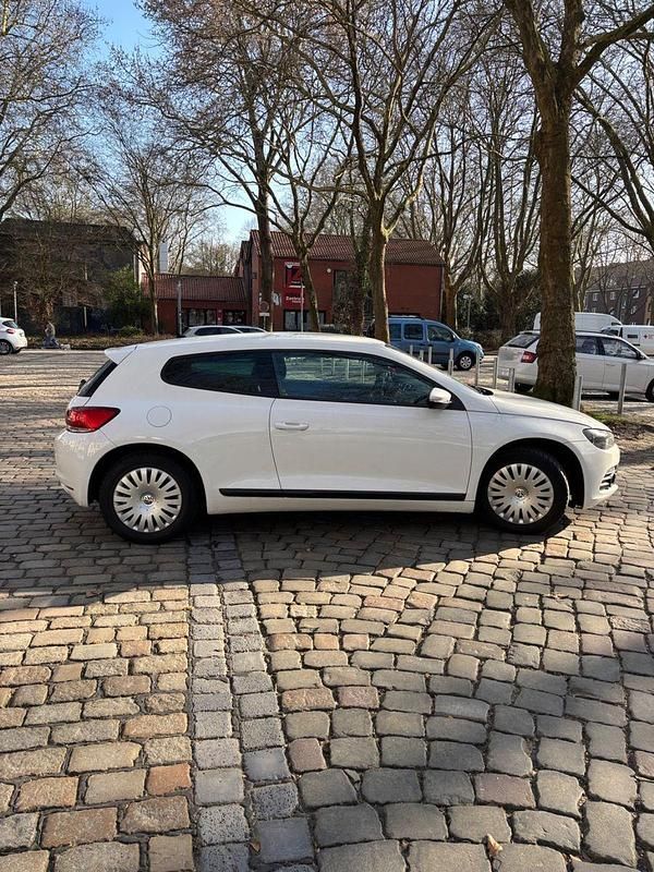 Gebraucht VW Scirocco 122 PS (89 kW) 2011 Weiß Coupé