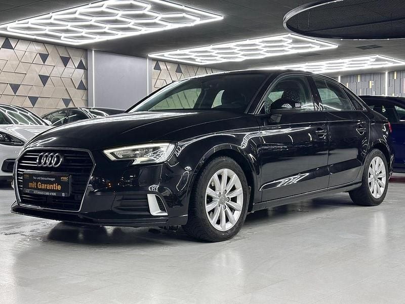 Gebraucht Audi A3 Sport 150 PS (110 kW) 2020 Schwarz Limousine